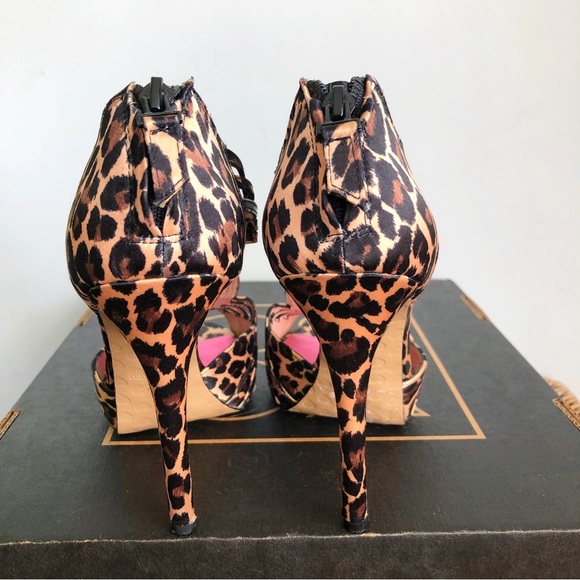 Betsey Johnson Strappy Peep Toe Leopard Heels - Picture 8 of 12